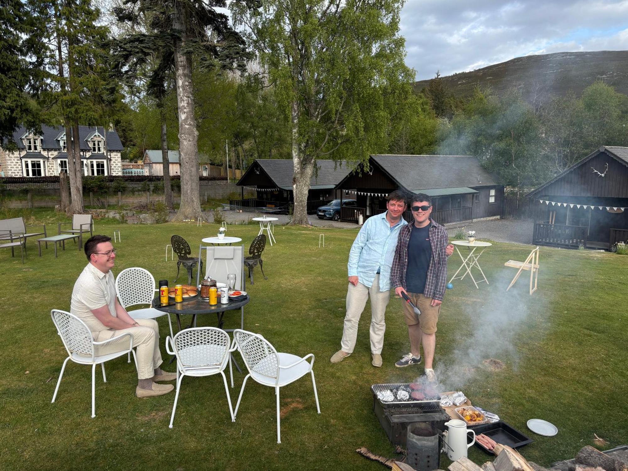Braemar Lodge Cabins Not For Profit Bagian luar foto